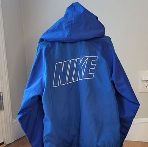 Nike windbreaker 7